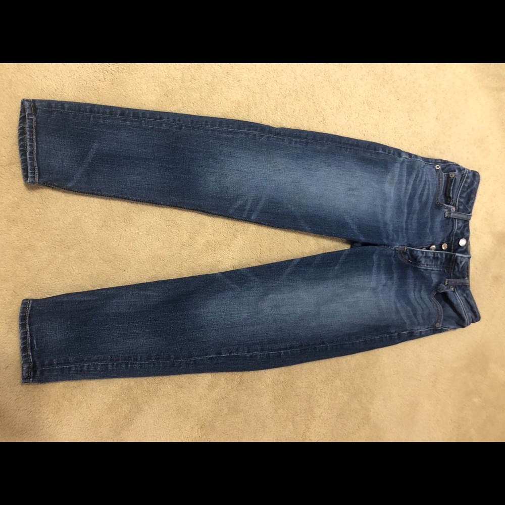American Eagle vintage hi-riser dark wash jeans